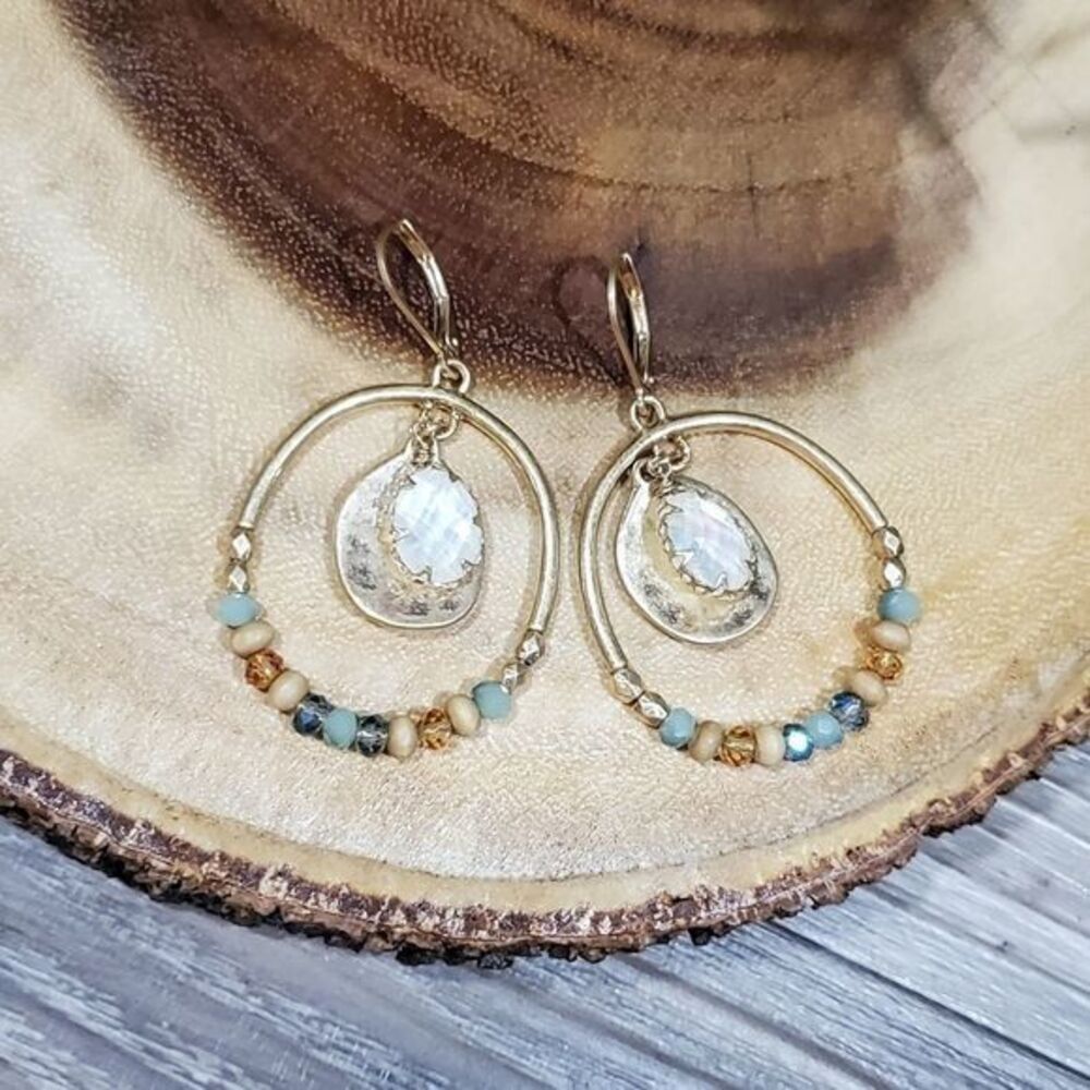 Anthropologie beaded gold tone‎ chandelier earrings New